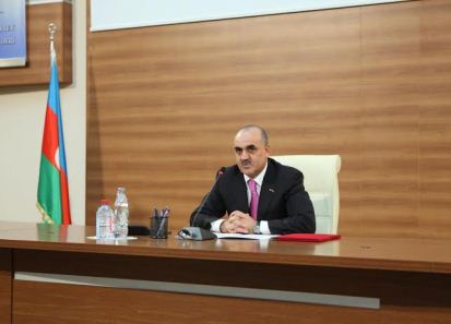 Səlim Müslümov 5 rəisi işdən çıxardı, 11-nə töhmət verdi