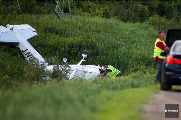 Canada: un avion militaire s`écrase près de Moose Jaw