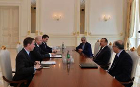 President Ilham Aliyev receives BP Group Chief Executive