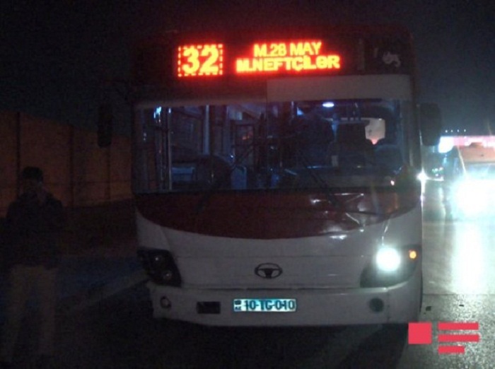 Bakıda avtobus qəzası: sürücü qaçdı