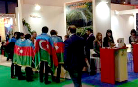 Azeri youth against Armenian provocation in Madrid