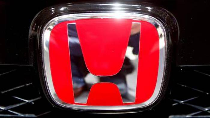 Piraté et menacé, Honda interrompt sa production
