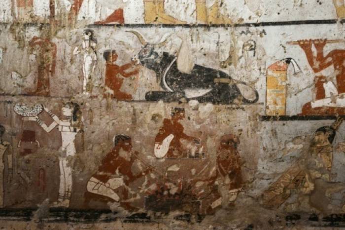 L'Egypte dévoile la tombe d'une prêtresse du temps des pharaons