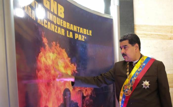 El oficialismo instala la asamblea constituyente en Venezuela pese a las críticas