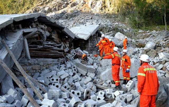 Chine: six morts dans un glissement de terrain
