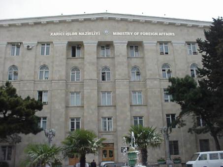 Azerbaijan to present note of protest to US for issuing visa to Saakyan