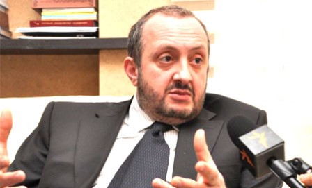 Marqvelaşvili azərbaycanlı deputatı sıxışdırır