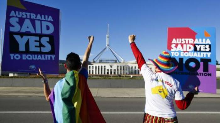 Australie : 1ères demandes de mariage de couples homosexuels