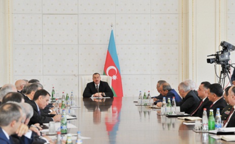 Prezident Nazirlər Kabinetinin iclasını keçirib