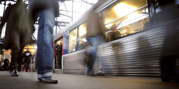 14 blessés dans la déraillement d`un train en Californie
