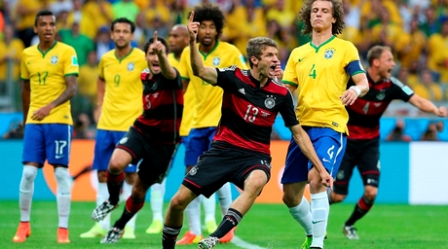 Braziliya darmadağın oldu- Almaniya finalda 
