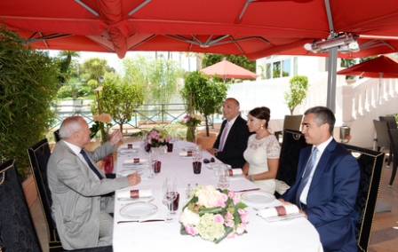 Mehriban Əliyeva Kannda görüş keçirdi