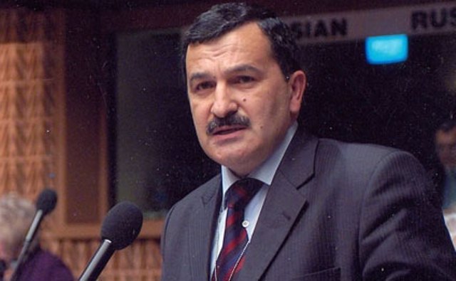`Birbaşa düşmənin maraqlarına xidmət edirlər`- Deputat