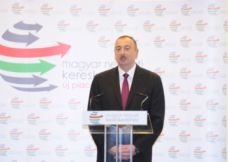 İlham Əliyev Budapeştdə foruma qatıldı - FOTOLAR