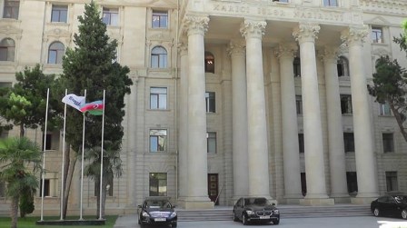 Lebedev Azərbaycandan üzr istədi