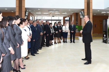 “Düşmənə güclü zərbələr vururuq - Ali Baş Komandan