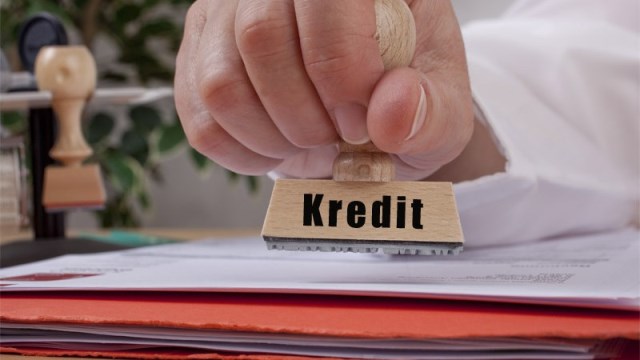Əhali 20 milyard kredit götürüb - Statistika