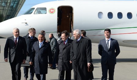 Tatarıstan prezidenti Bakıya gəldi