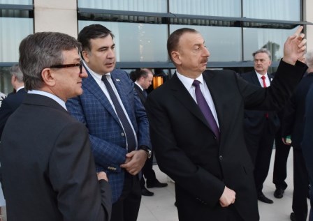 İlham Əliyev Saakaşvili ilə görüşüb – FOTOLAR