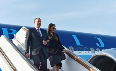 İlham Əliyev xanımı ilə Rusiyada - FOTOLAR