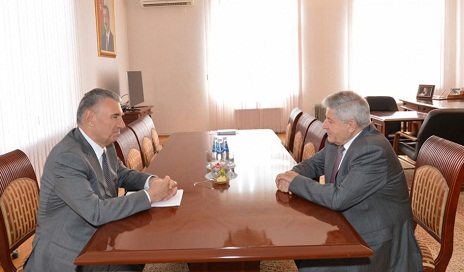 Azerbaijani Deputy Premier meets Belarus ambassador