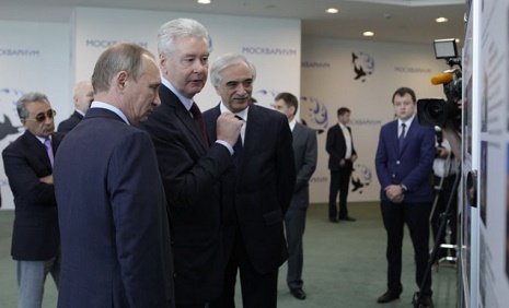 Russian President Vladimir Putin visits Azerbaijan`s center at VDNKh - PHOTOS