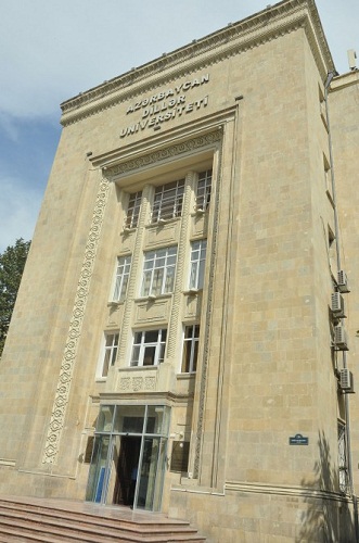 L`Université des Langues d`Azerbaïdjan signe un accord 