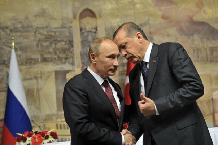 Poutine téléphone à Erdogan