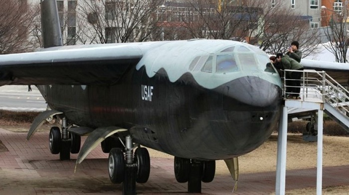 US flies B-52 bomber over South Korea amid North tensions