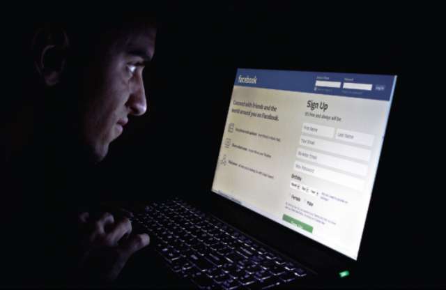 Azərbaycanda `Facebook` nəzarətə götürülür