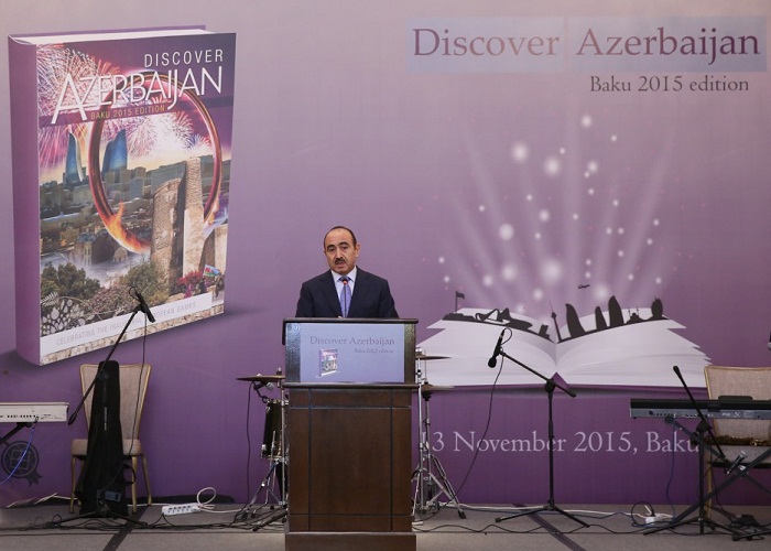 La présentation du livre «Découvrir l`Azerbaïdjan : Bakou-2015»
