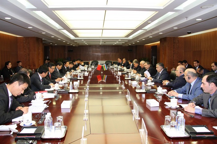 Zhong Shan: Aserbaidschan ist ein wichtiger Partner von China im Südkaukasus