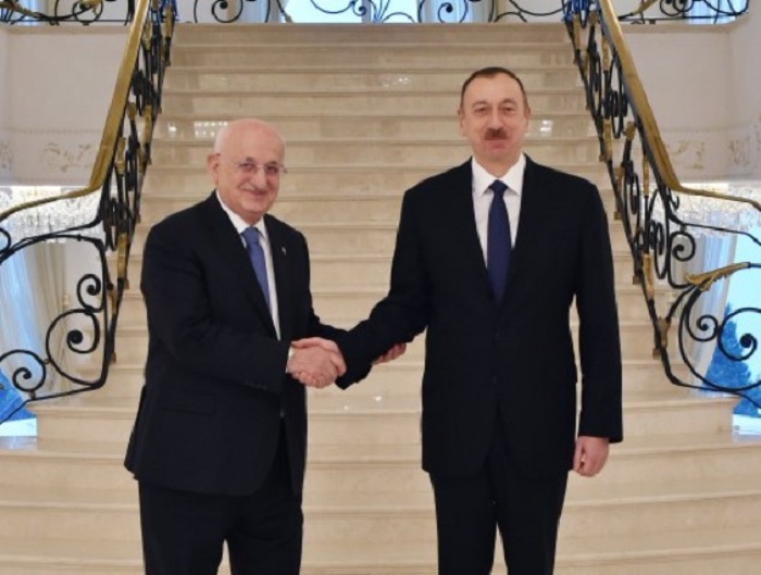 Präsident Ilham Aliyev traf sich mit den türkischem Speaker- FOTOS