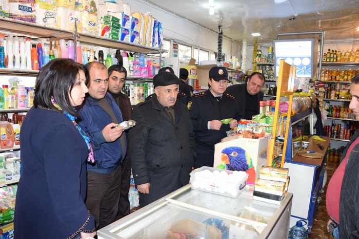Süni qiymət artımına qarşı reyd keçirilib
