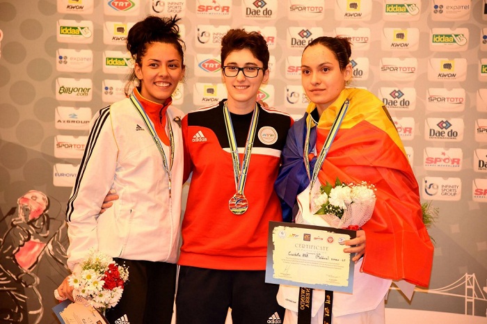 Azerbaijani taekwondo fighter qualifies for Rio Olympics