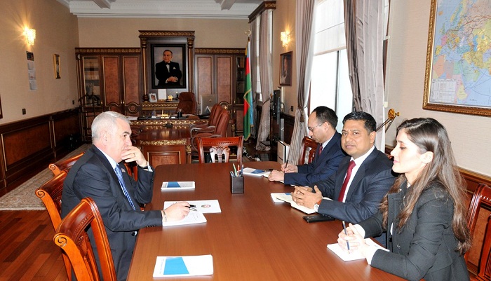 Azerbaijan, India discuss cooperation between railway authorities