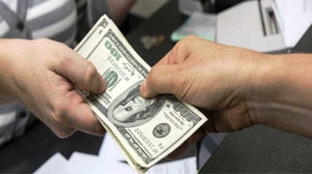 Dollar alverçiləri cərimələndi