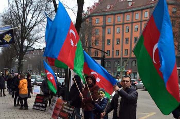 Azerbaijani diaspora activists hold rally outside Armenian Embassy in Stockholm