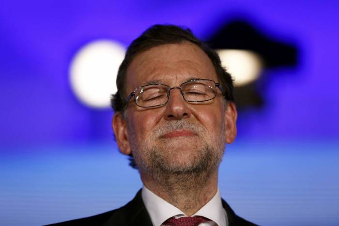 Rajoy stellt "nukleare Option" scharf - Katalonien in Zugzwang