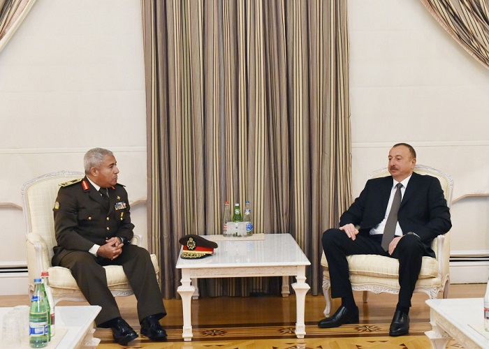 Le président Ilham Aliyev a reçu le commandant des gardes-frontières d’Egypte