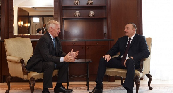 Entretien du président Ilham Aliyev avec le président de l’administration du Forum Allemagne-Azerbaïdjan