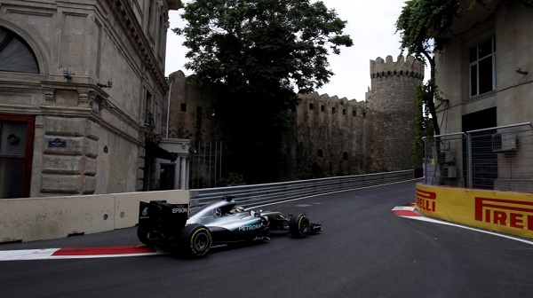 F1: Lewis Hamilton remporte le premier essai libre du Grand Prix d’Europe