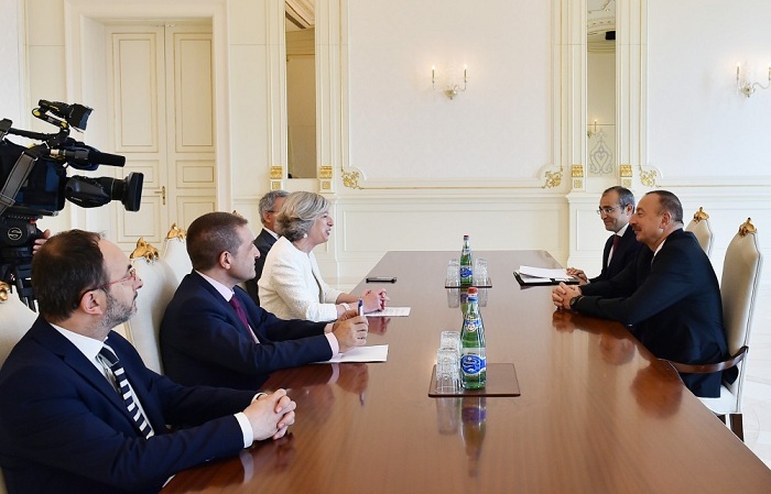 Ilham Aliyev empfing den italienischen Minister