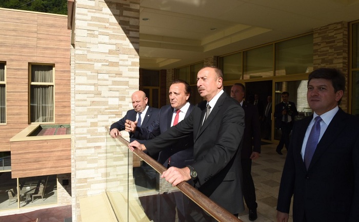 İlham Əliyev otelin açılışında - FOTOLAR