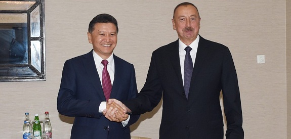 Entretien du président azerbaïdjanais avec le président de la FIDE