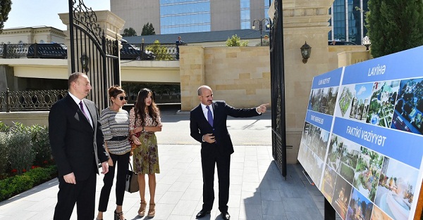 Le président de la République a visité le nouveau Parc «Qizilgul baghi» à Bakou