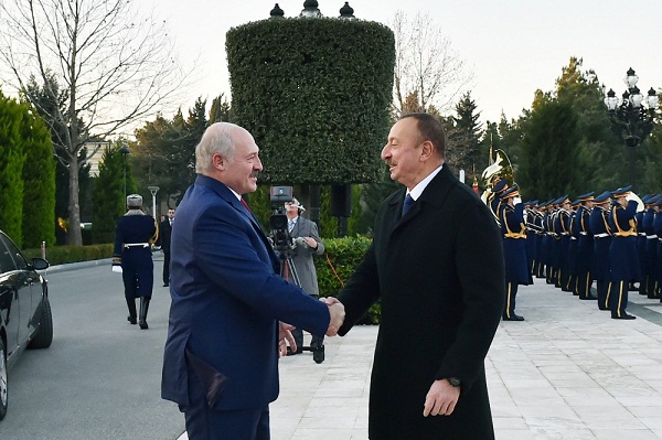 Cérémonie d’accueil officiel du président biélorusse Alexandre Loukachenko à Bakou - PHOTOS