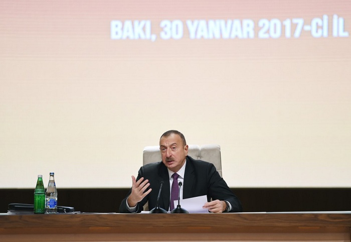 Ilham Aliyev :¨Regresaremos a las personas desplazadas forzosos a sus tierras¨