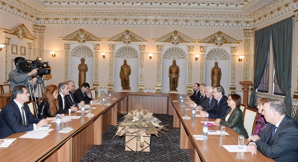 Le Comité d’Etat en charge de la Diaspora azerbaïdjanaise et le Comité juif américain discutent leur coopération