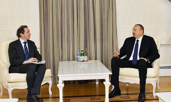 Le président Ilham Aliyev reçoit le vice-président de la BM pour l’Europe et l’Asie centrale